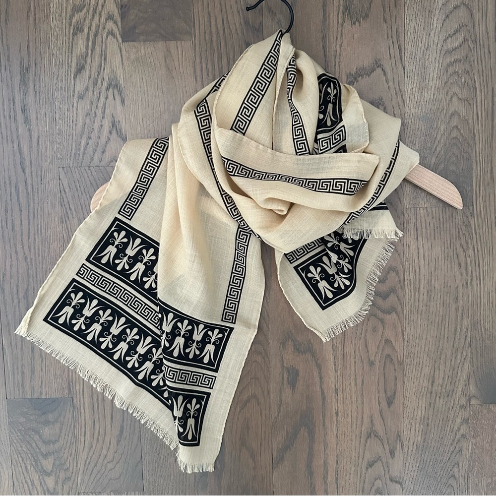 NWT The British Museum London Greek Revival Scarf in Stone and Black 13" x 30"